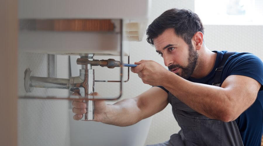 Professional clogged toilet repair in Oak Ridge, MO